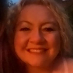 Meet your Posher, Angelique